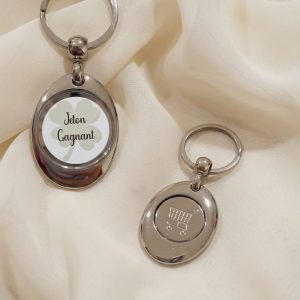 Porte-clé jeton en métal personnalisé par Les Créations d'Nat, idéal pour les cadeaux d'entreprise ou comme attention unique pour vos proches.